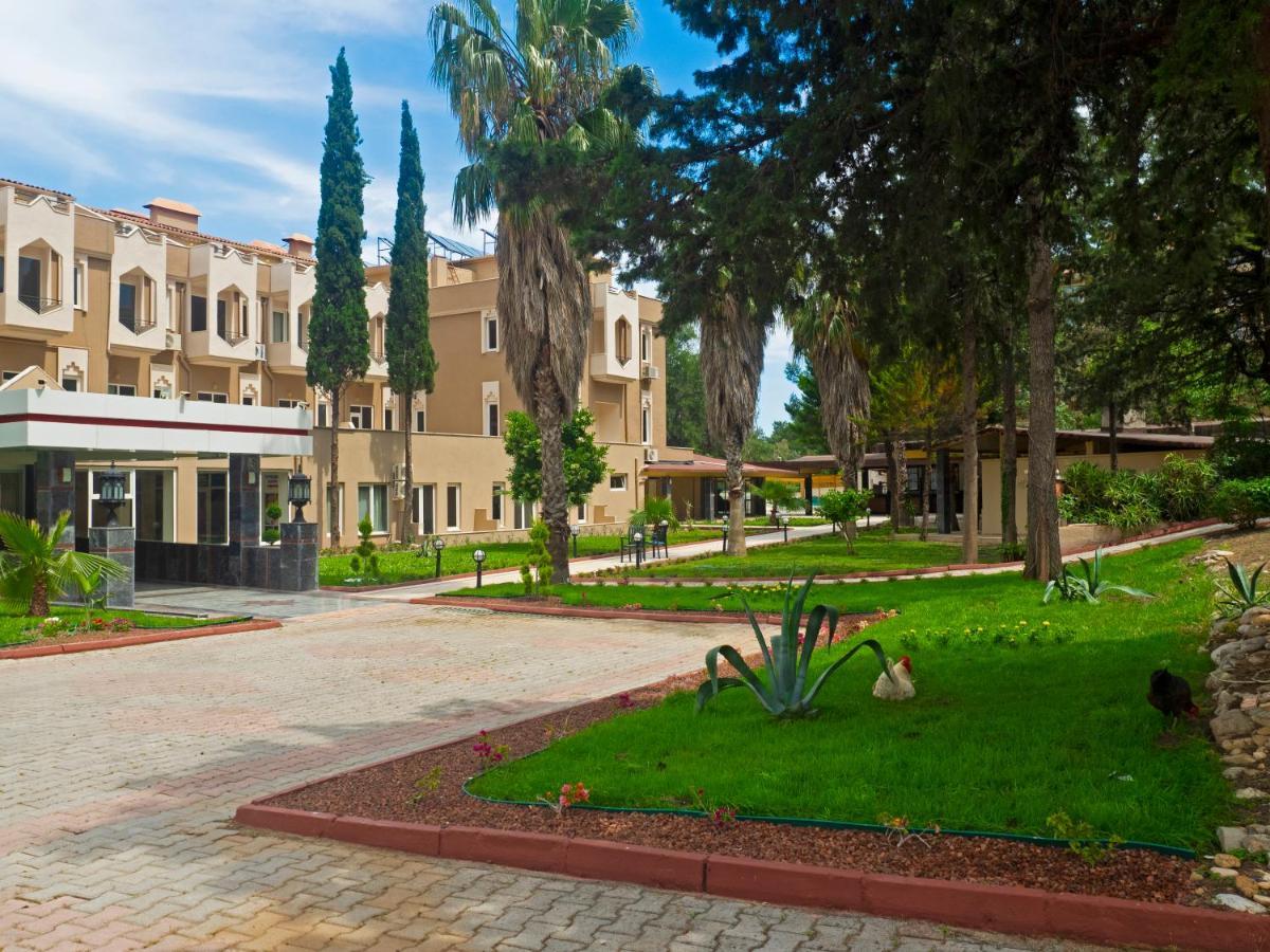 Alexius Beach Hotel Бельдібі Екстер'єр фото